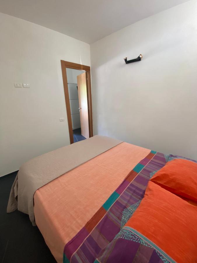 דירות פסקיצ'י Tosk House מראה חיצוני תמונה
