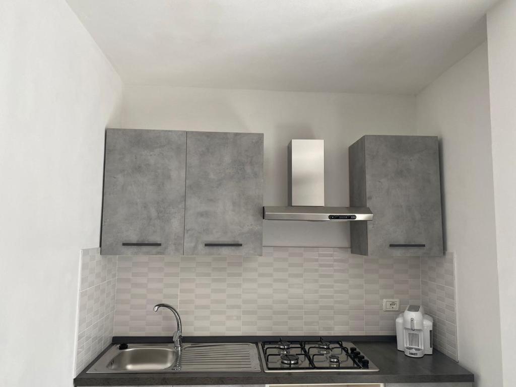 דירות פסקיצ'י Tosk House מראה חיצוני תמונה