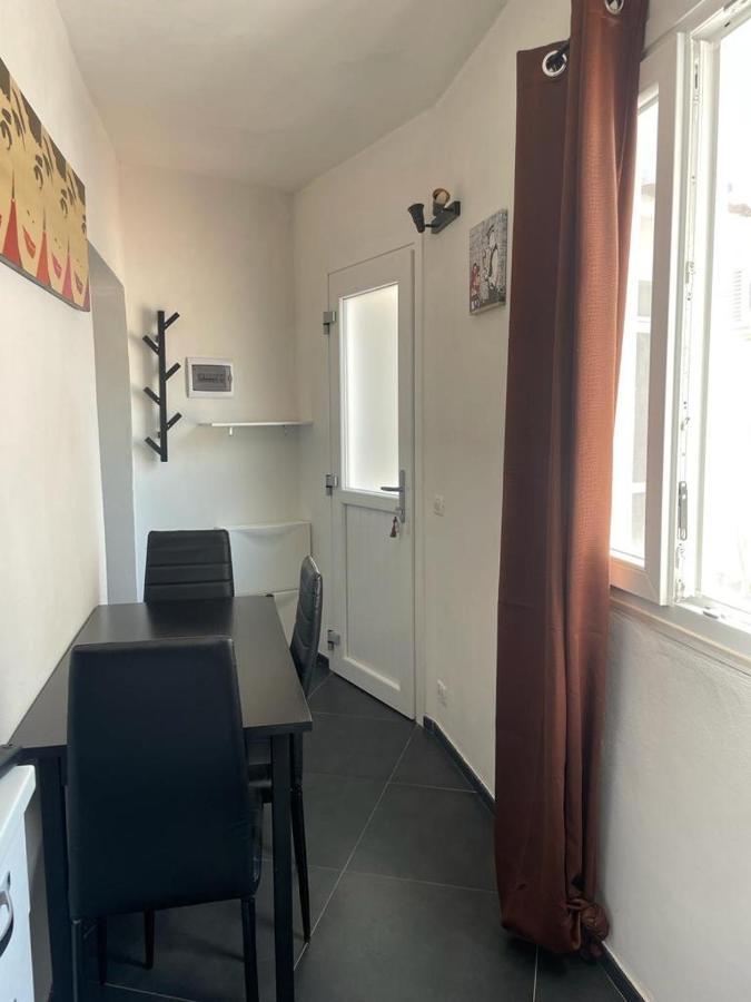 דירות פסקיצ'י Tosk House מראה חיצוני תמונה