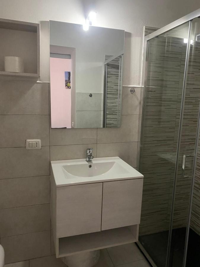 דירות פסקיצ'י Tosk House מראה חיצוני תמונה